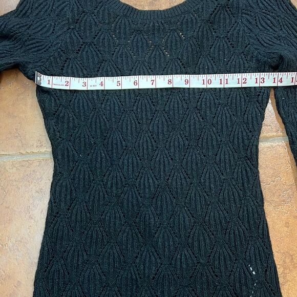 Abercrombie & Fitch scoop back black sweater size S - Picture 6 of 8